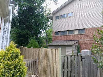 Reston Gutter