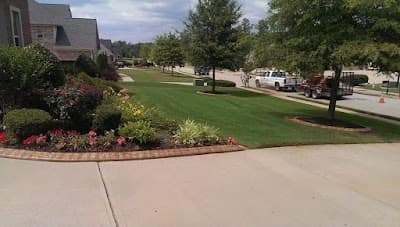 Service PRO'S Roofing and Gutters