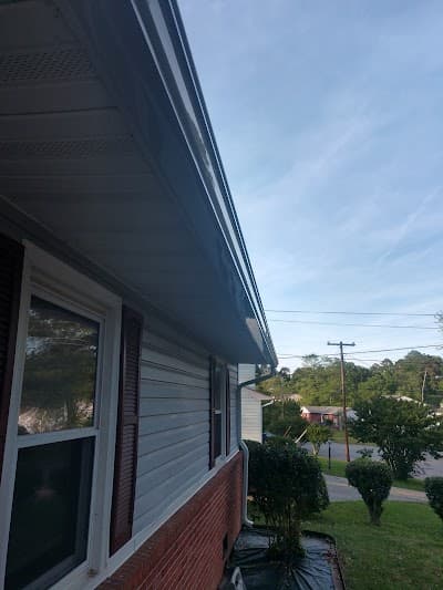 Gutter Shutter of Hampton Roads